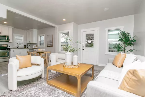 Taylorsville, UT 84123,1378 W 4200 S