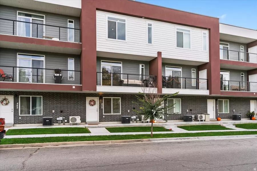 438 E DEPOT ST #106, Clearfield, UT 84015