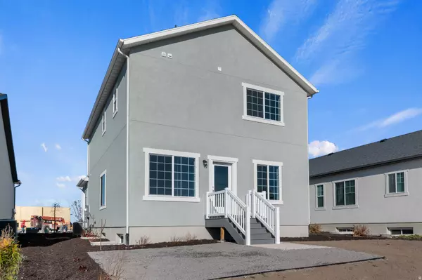 Stansbury Park, UT 84074,907 W KINGFISHER RD