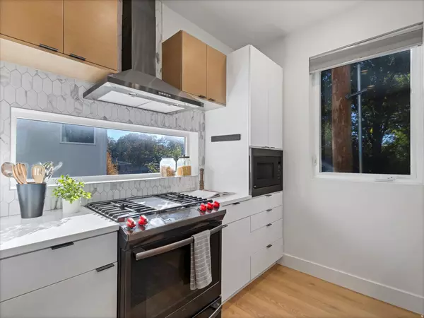 Salt Lake City, UT 84101,1710 S WEST TEMPLE #15