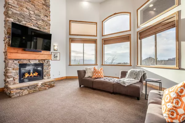 Draper, UT 84020,1263 E WILD MAPLE CT