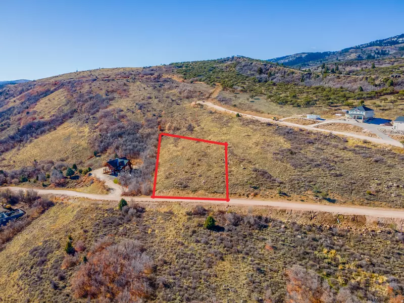 1682 N CISCO LOOP #E61, Garden City, UT 84028