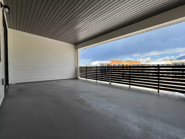 Midvale, UT 84047,736 W BLUE MAGIC LN S #R204