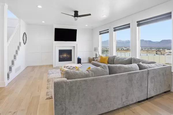 Saratoga Springs, UT 84045,1234 S BOXELDER DR