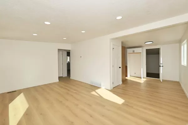 West Valley City, UT 84119,2999 S 2910 W