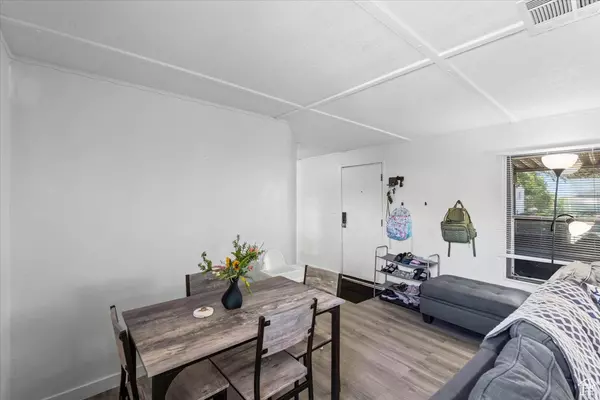 Layton, UT 84041,2875 N HILL FIELD RD #17