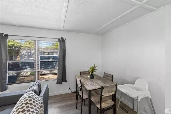 Layton, UT 84041,2875 N HILL FIELD RD #17