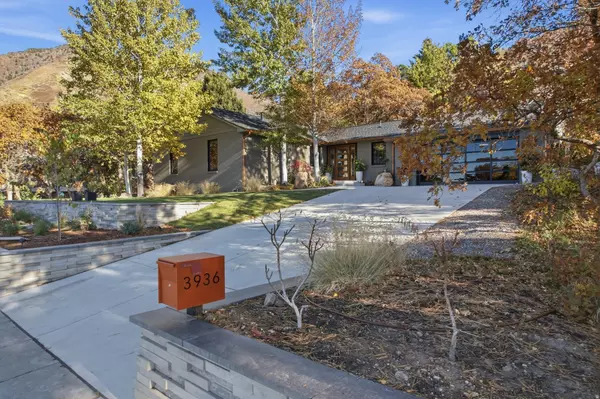 Salt Lake City, UT 84124,3936 E VIEWCREST DR