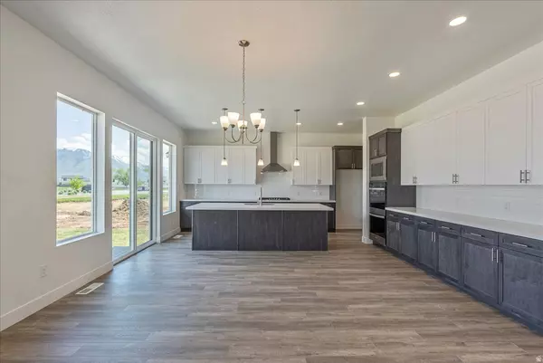 Ogden, UT 84401,1700 S 4335 W #223