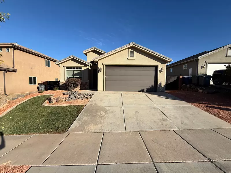 718 W 400 N, Hurricane, UT 84737