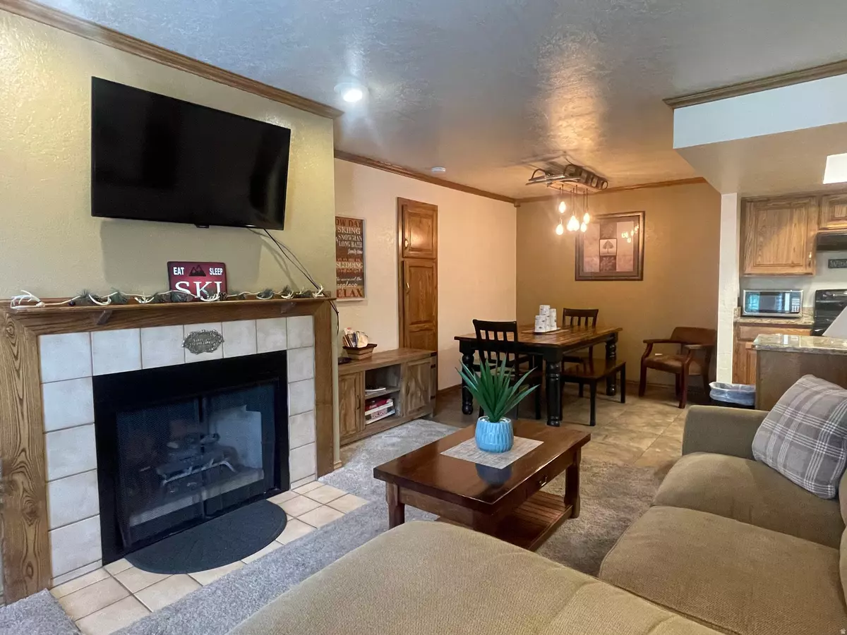 Brian Head, UT 84719,150 W RIDGE VIEW ST #225