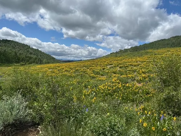 Huntsville, UT 84317,5762 N ASPEN WAY #20