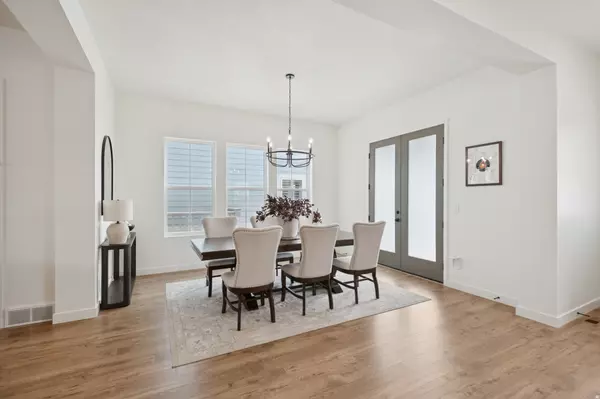 South Jordan, UT 84009,6932 W DOCKSIDER DR