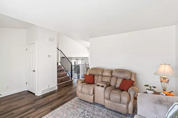 Salt Lake City, UT 84118,6102 S 4590 W