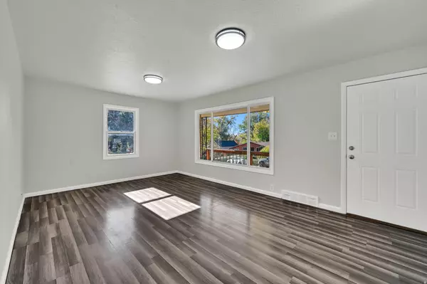 Ogden, UT 84401,2106 ROBINS AVE