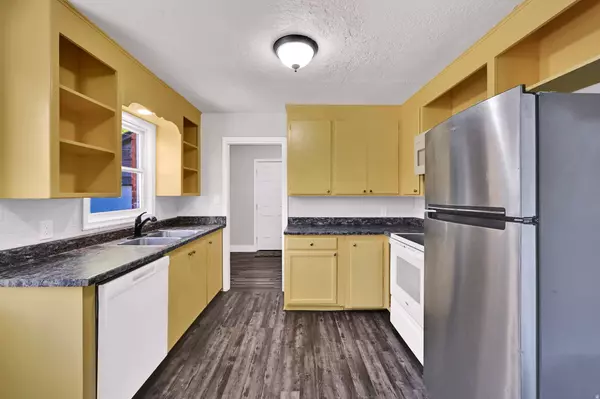 Ogden, UT 84401,2106 ROBINS AVE