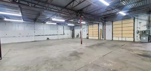 North Salt Lake, UT 84054,900 N 400 W #14