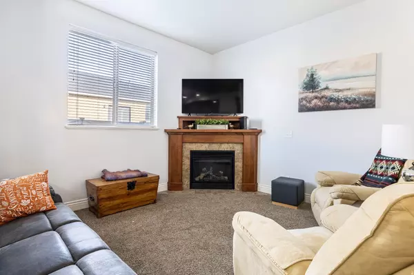 Smithfield, UT 84335,115 E 690 S