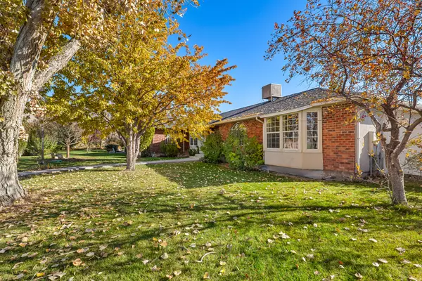 Genola, UT 84655,956 N MAIN ST