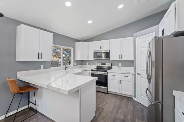 West Valley City, UT 84120,4604 S WORMWOOD DR