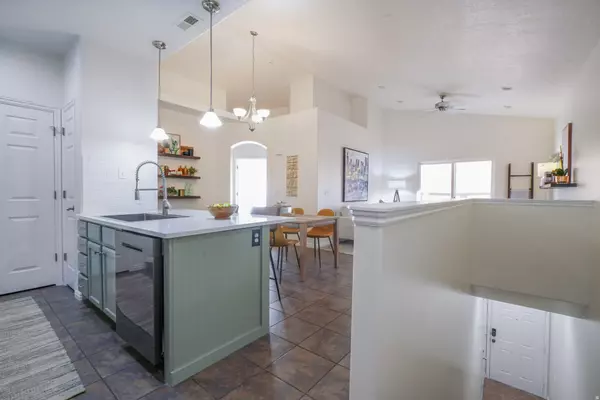 Pleasant Grove, UT 84062,1512 W 50 N