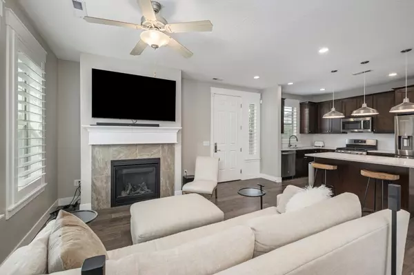 Sandy, UT 84070,262 E SANDY SAGE WAY