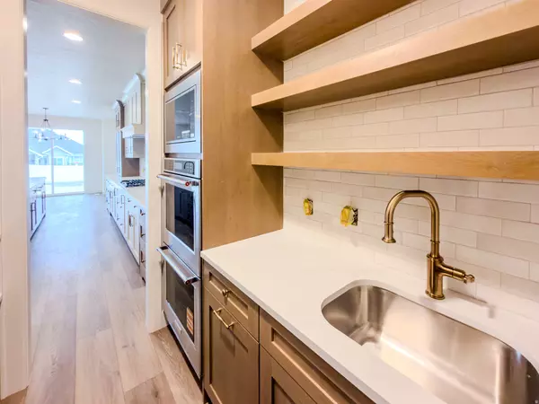 South Jordan, UT 84095,2834 W PROUDEST LN #247