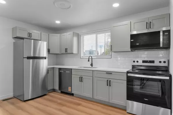 Midvale, UT 84047,103 W ARKANSAS DR