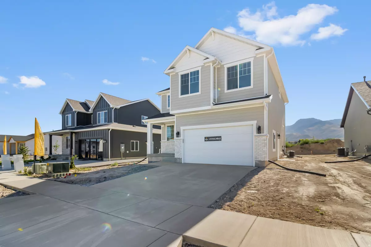 Logan, UT 84321,1615 W SILVER CANOE WAY #215