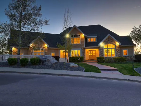 943 N TERRACE DR, Provo, UT 84604