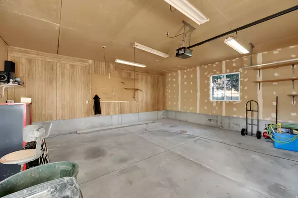 Tremonton, UT 84337,10430 N 11800 W