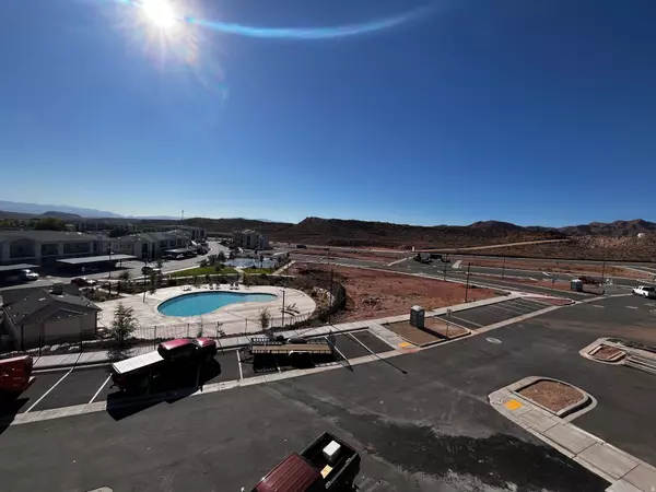 Hurricane, UT 84737,228 N LONE ROCK DR