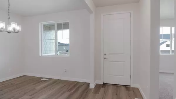 Saratoga Springs, UT 84045,867 W FALLOW DR S #209