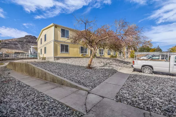 Wendover, UT 84083,370 ARIA BLVD E