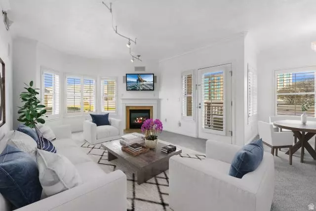 Salt Lake City, UT 84101,5 S 500 W #508