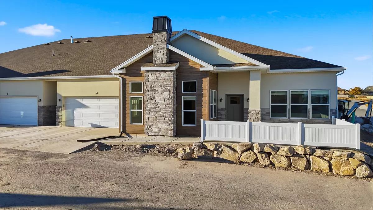 Saratoga Springs, UT 84045,1497 N SARATOGA VIEW LN #A