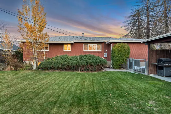 Midvale, UT 84047,6746 S 100 ST E