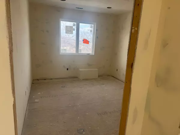 Herriman, UT 84096,6382 W HOLLYS POND LN #1