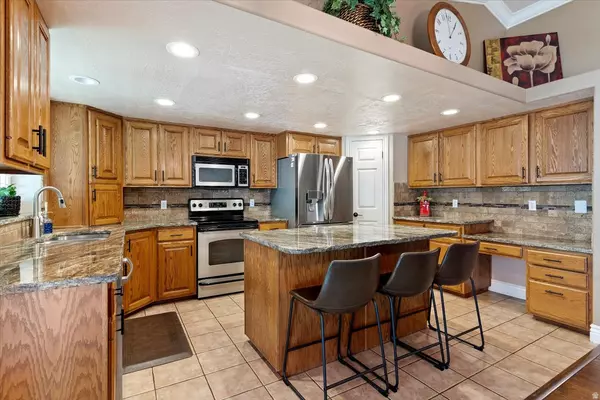 Roy, UT 84067,4110 S 2275 W