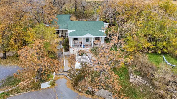 Salt Lake City, UT 84103,694 N WEST CAPITOL ST W