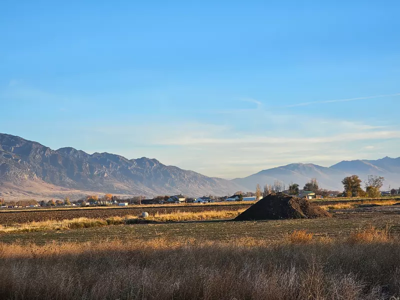 10303 N 5020 W #20, Elwood, UT 84337