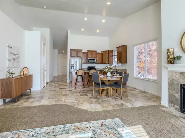 Saratoga Springs, UT 84045,141 E COTTAGE CV