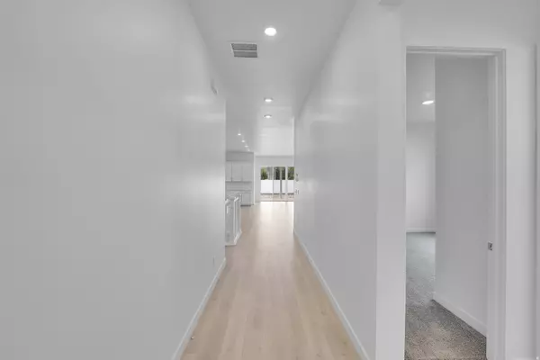 Saratoga Springs, UT 84045,263 E POLARIS DR S #104