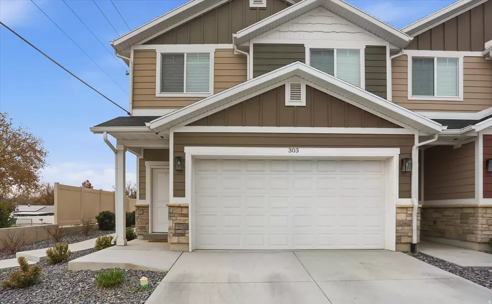 303 N CANTERBURY WAY W, Clearfield, UT 84015