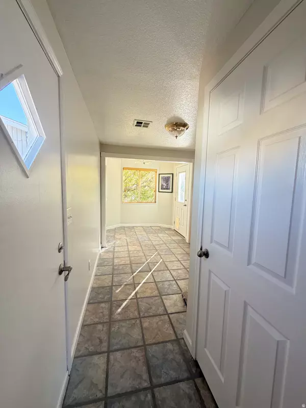 Price, UT 84501,669 W 200 S