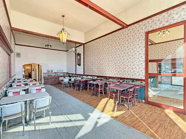 Brigham City, UT 84302,24 S MAIN ST