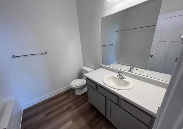 Vineyard, UT 84059,781 N 380 W #HH302