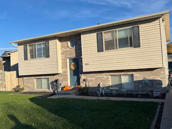 866 S RIVERWOOD DR W, Logan, UT 84321