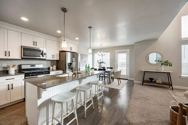 Riverton, UT 84096,13093 S CANNON VIEW DR