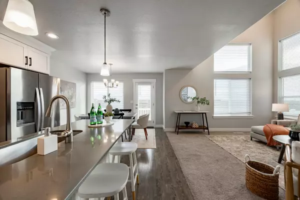 Riverton, UT 84096,13093 S CANNON VIEW DR